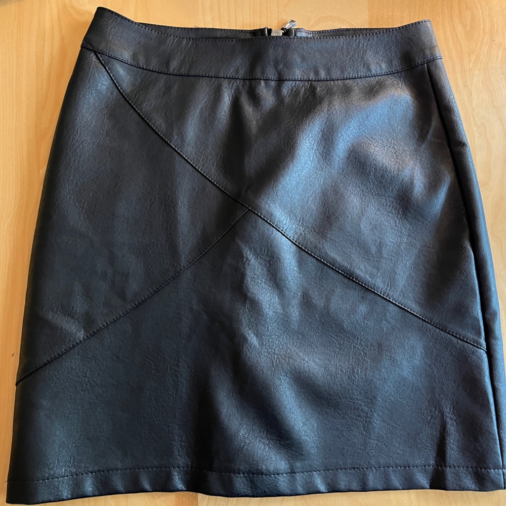 Zeagoo NWOT faux leather high waist pencil skirt size S